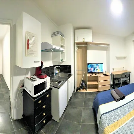 Proche Gare Et Commodites דירה *