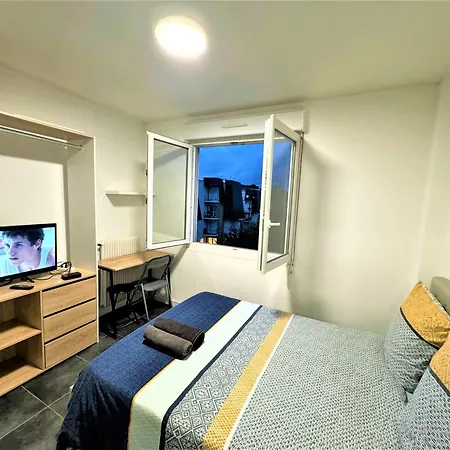 Proche Gare Et Commodites דירה *