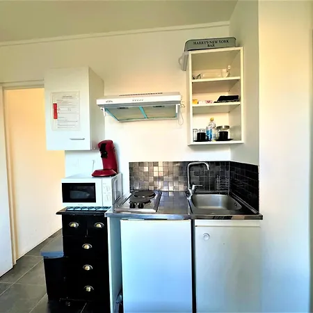 Proche Gare Et Commodites