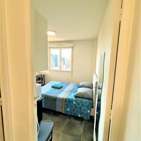 Proche Gare Et Commodites דירה