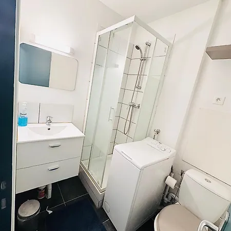 Proche Gare Et Commodités Appartement *