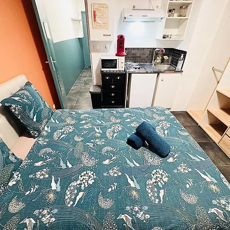 Proche Gare Et Commodites