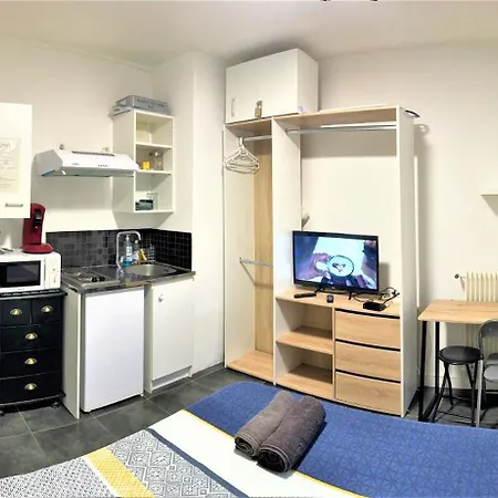 Proche Gare Et Commodites مُلا