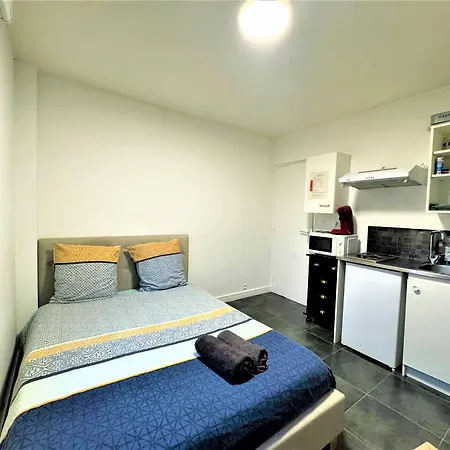 Apartment Proche Gare Et Commodites