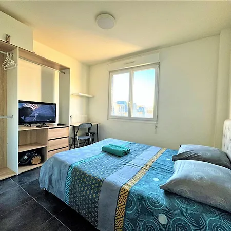 Proche Gare Et Commodites شقة *