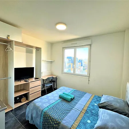 Proche Gare Et Commodites *