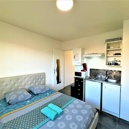 Proche Gare Et Commodites شقة *